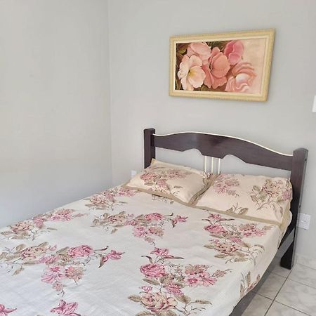 Apartamento Santa Helena Martin De Sa Apartment Caraguatatuba Luaran gambar